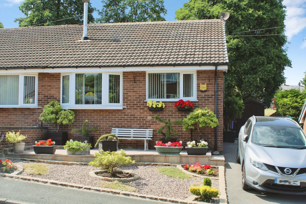 2 bed house for sale, Waidshouse Road, Nelson, BB9