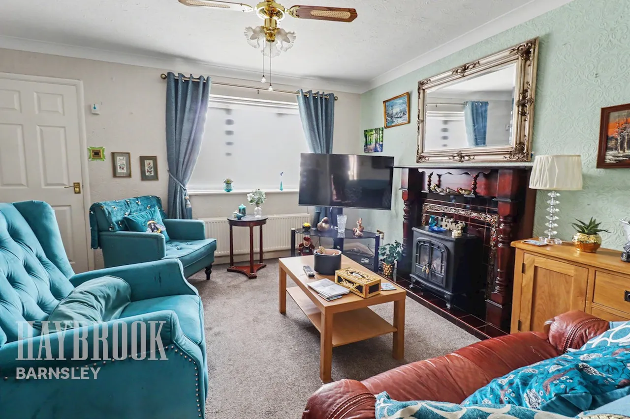Harvest Close, Worsbrough, photo 3