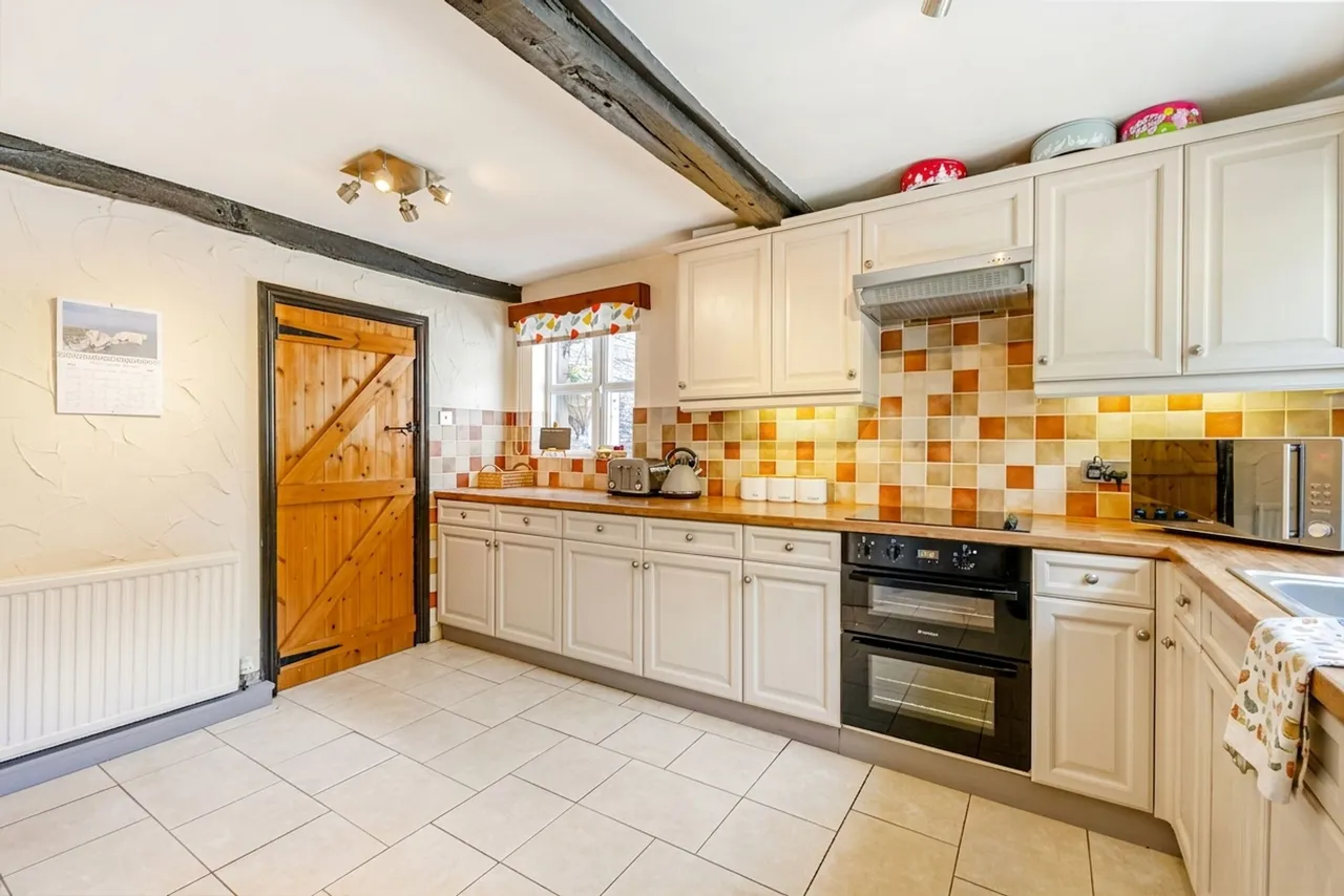 Adlington, Macclesfield, photo 12