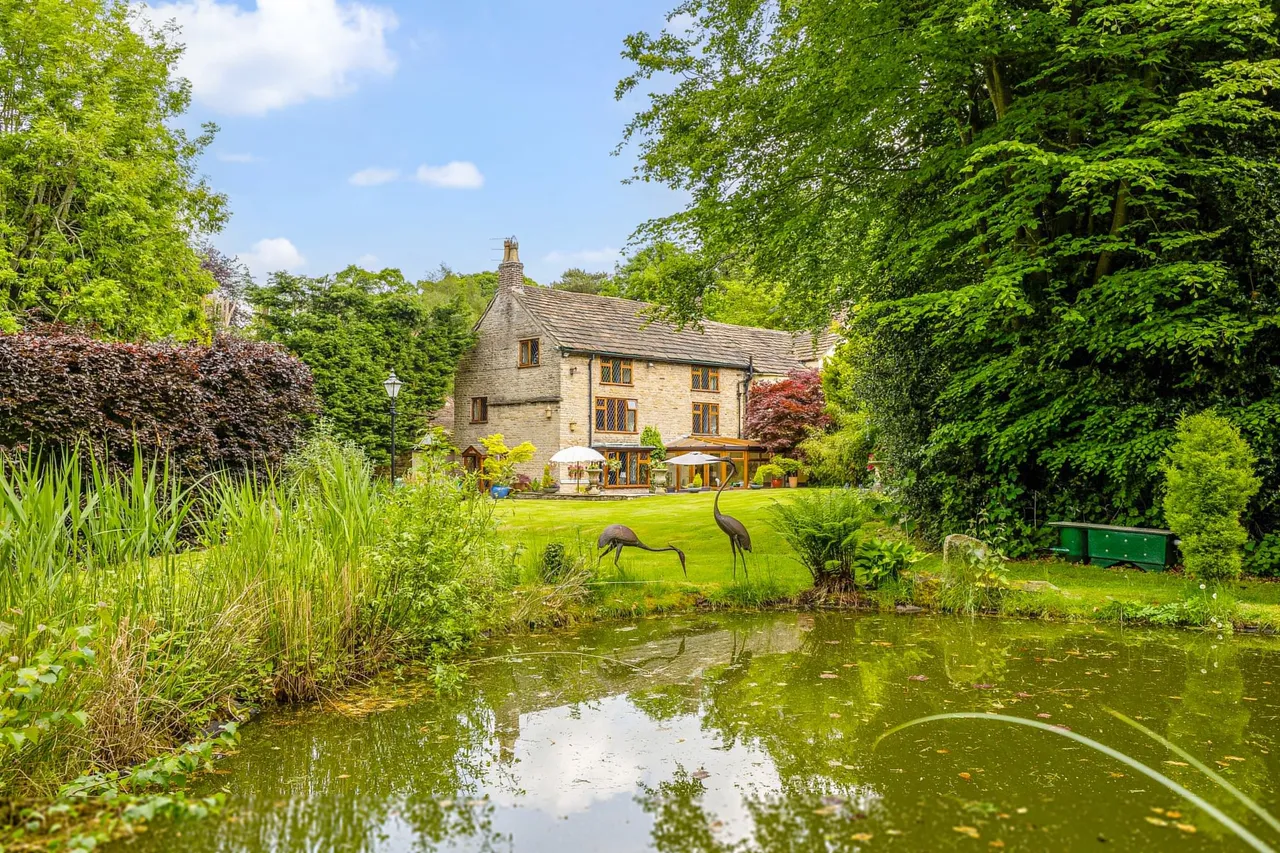5 bed house for sale, Adlington, Macclesfield