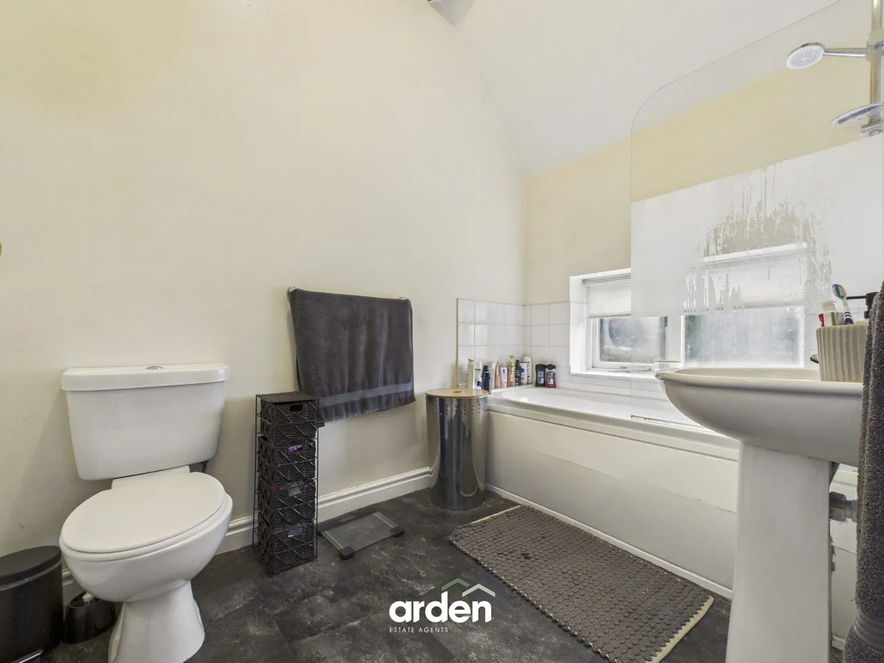 Newhouse Lane, Upton Warren, B61, photo 8