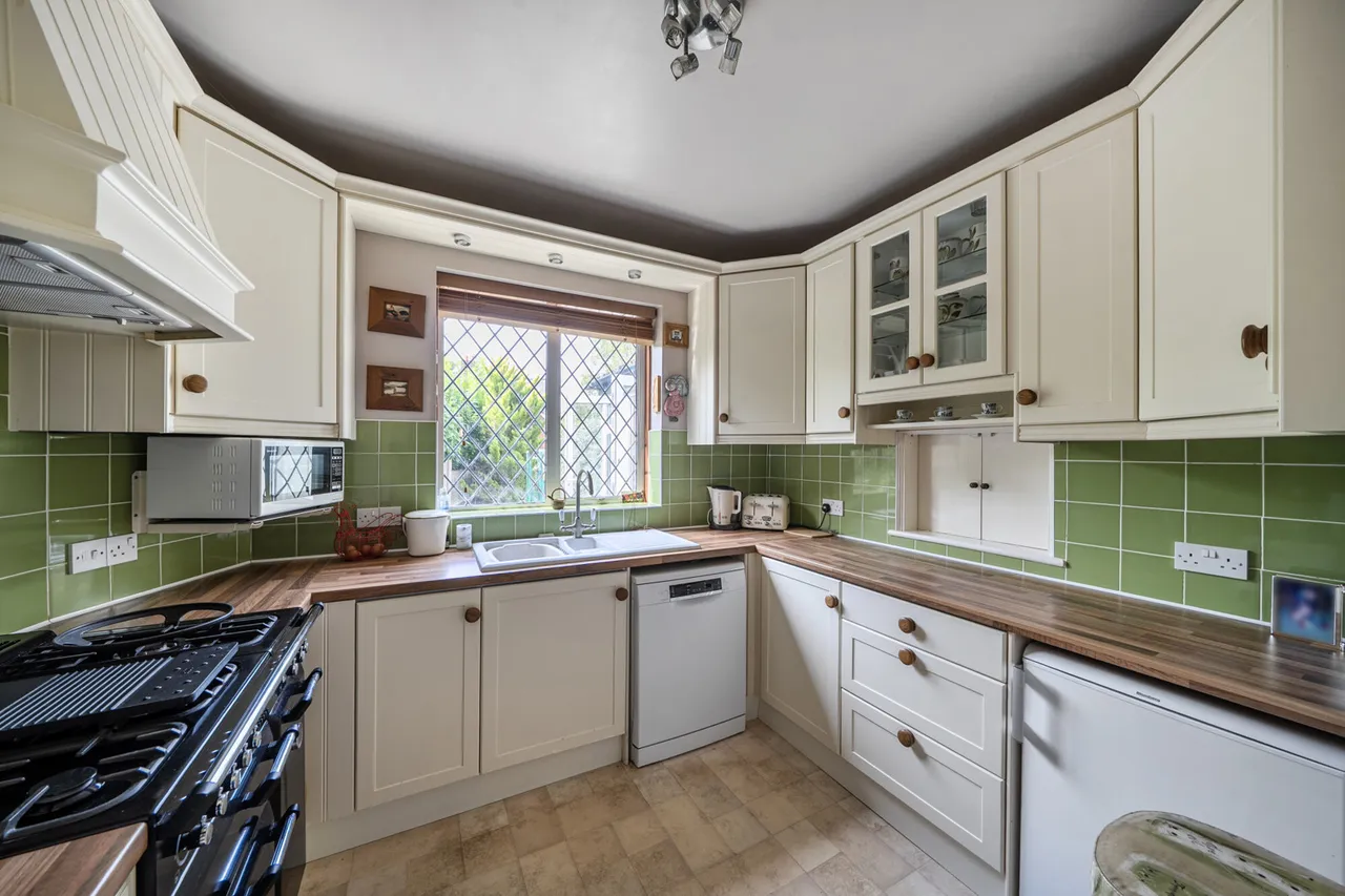 Colleyland, Chorleywood, WD3, photo 14
