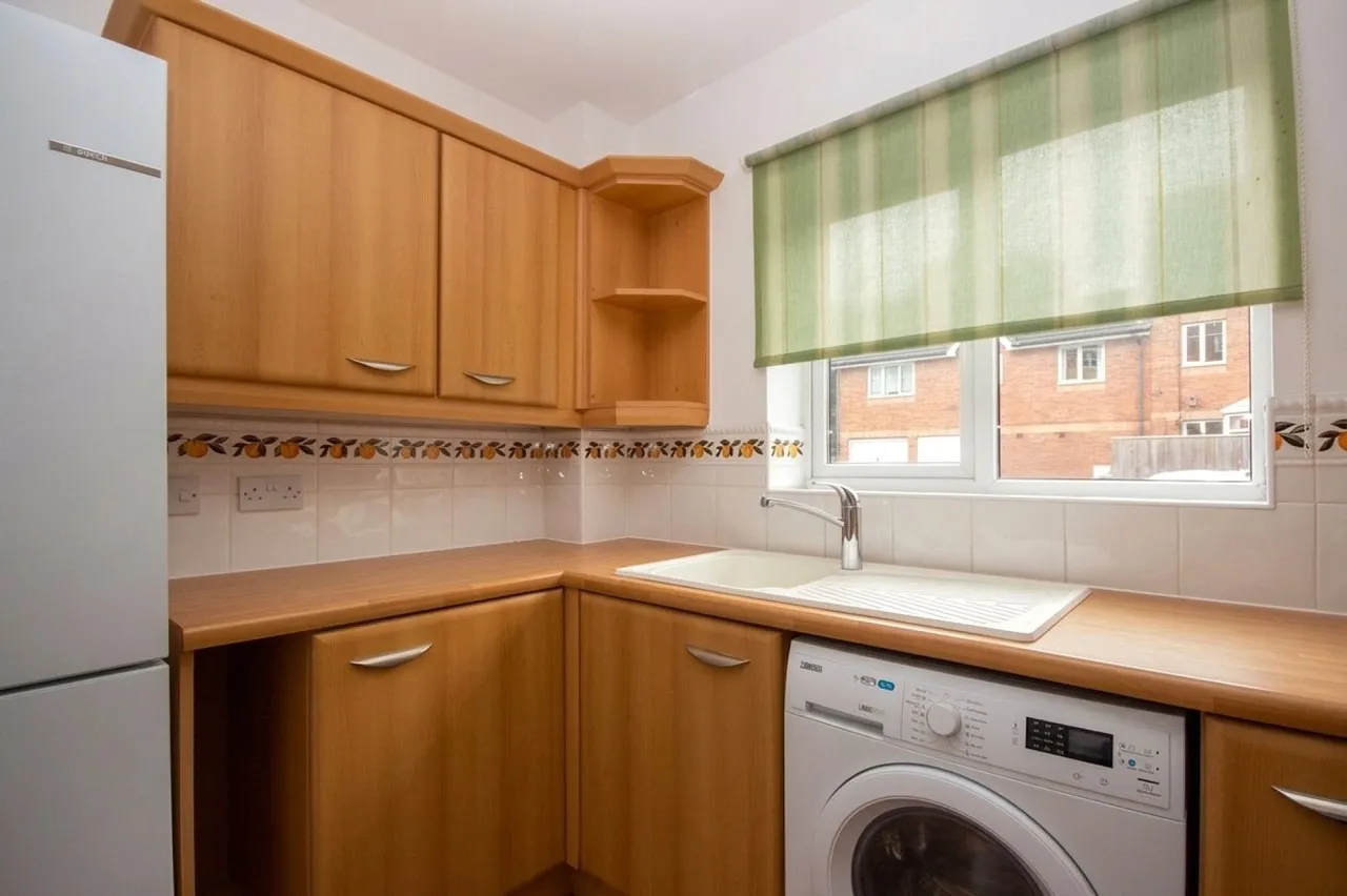 Snowberry Close, Bradley Stoke, BS32, photo 3