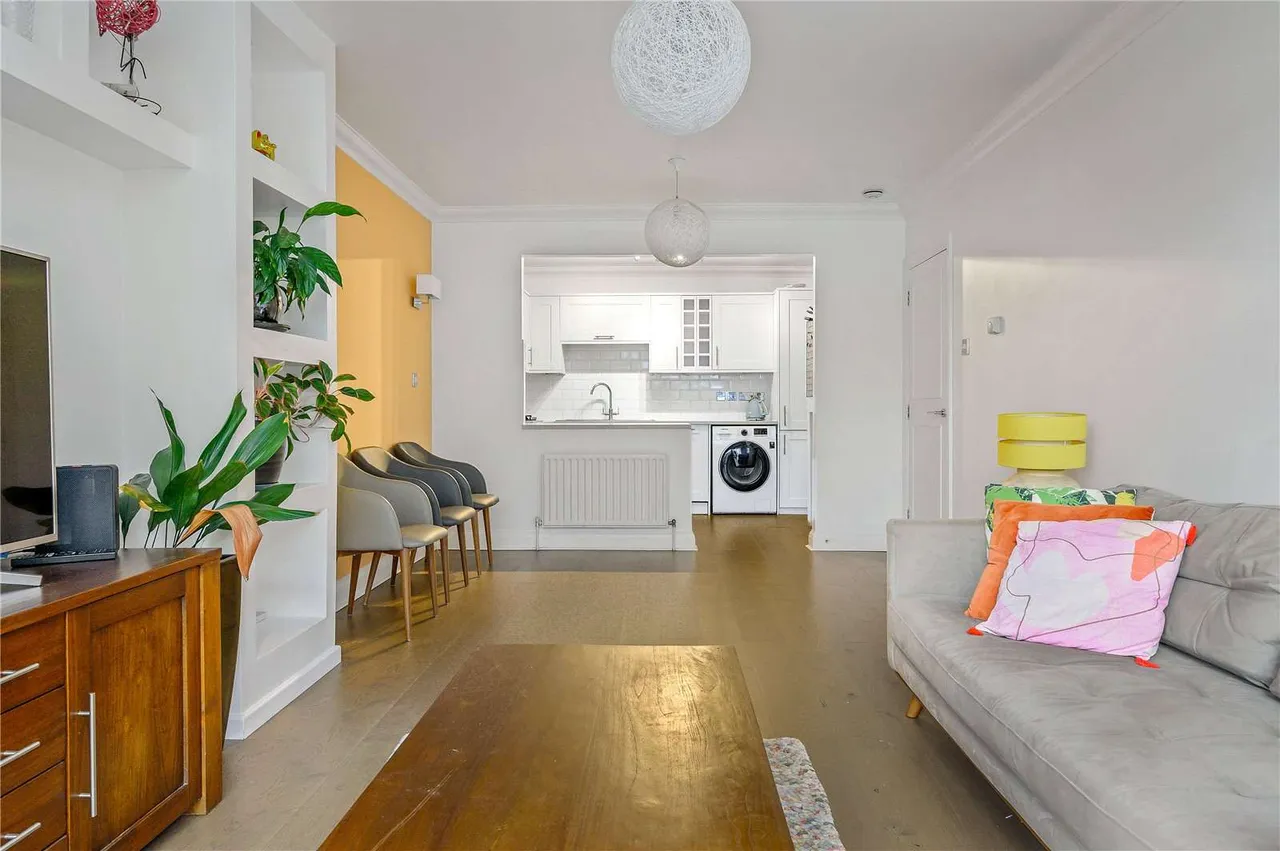 Pentonville Road, London, N1 9PR, photo 3