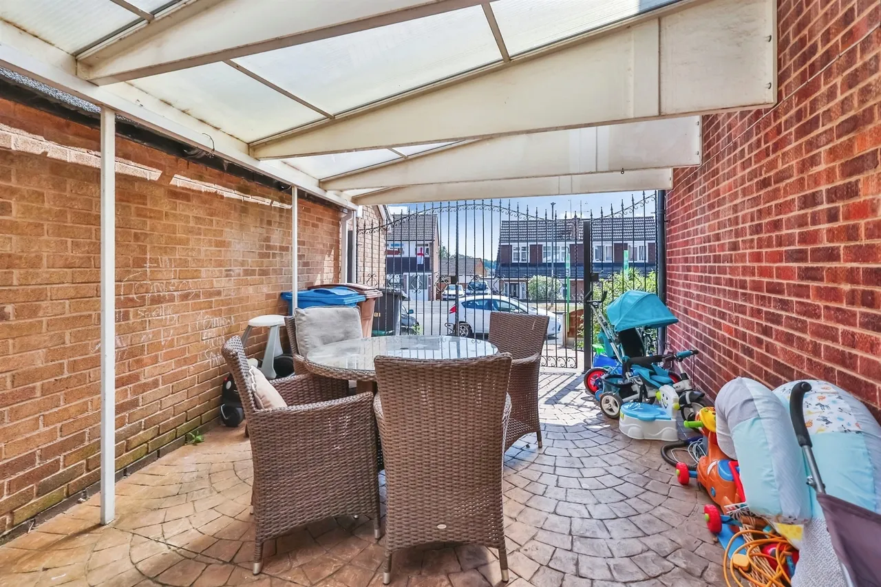 Milford Drive, Ilkeston, DE7, photo 16