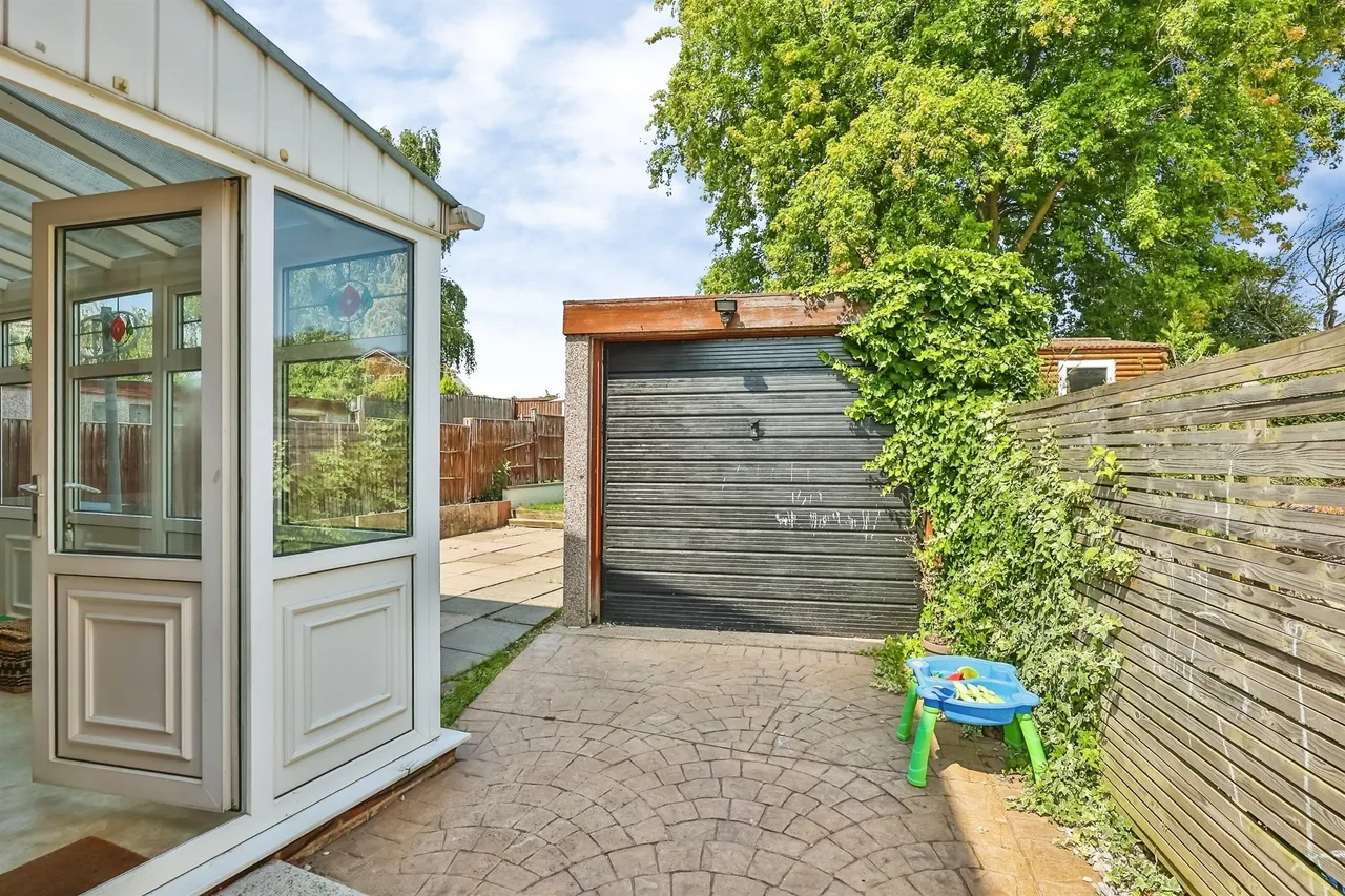 Milford Drive, Ilkeston, DE7, photo 18