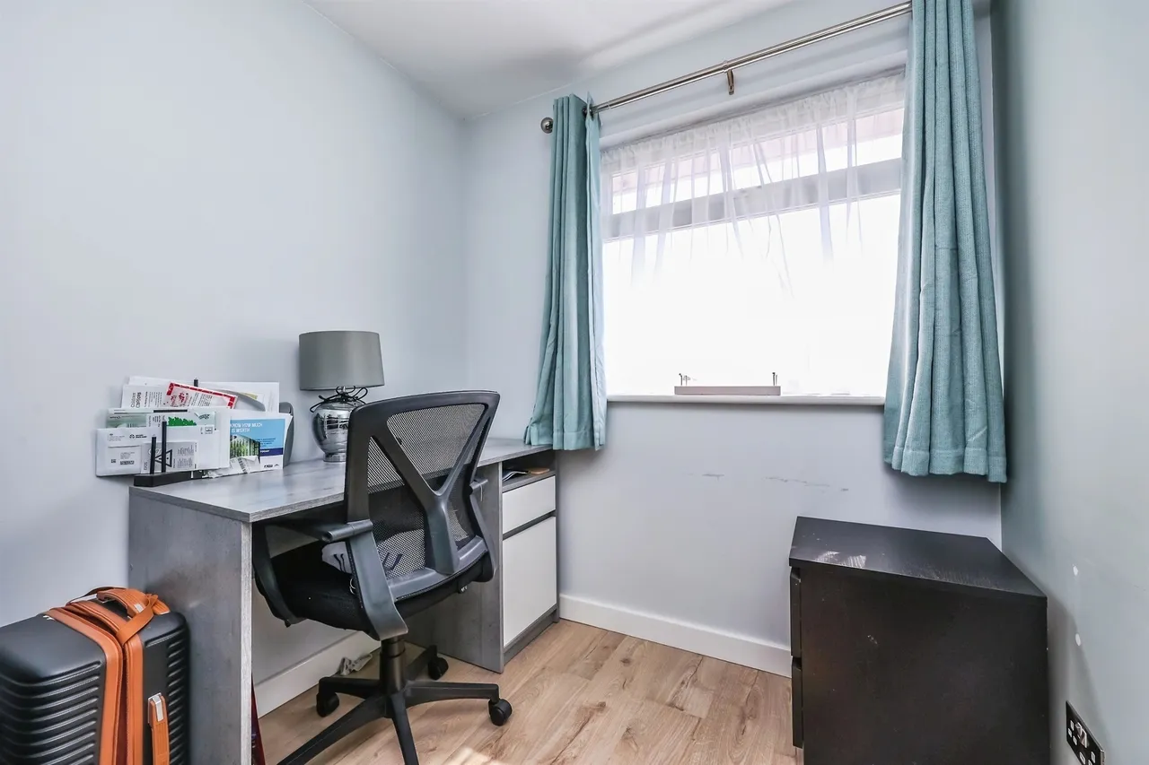 Milford Drive, Ilkeston, DE7, photo 12