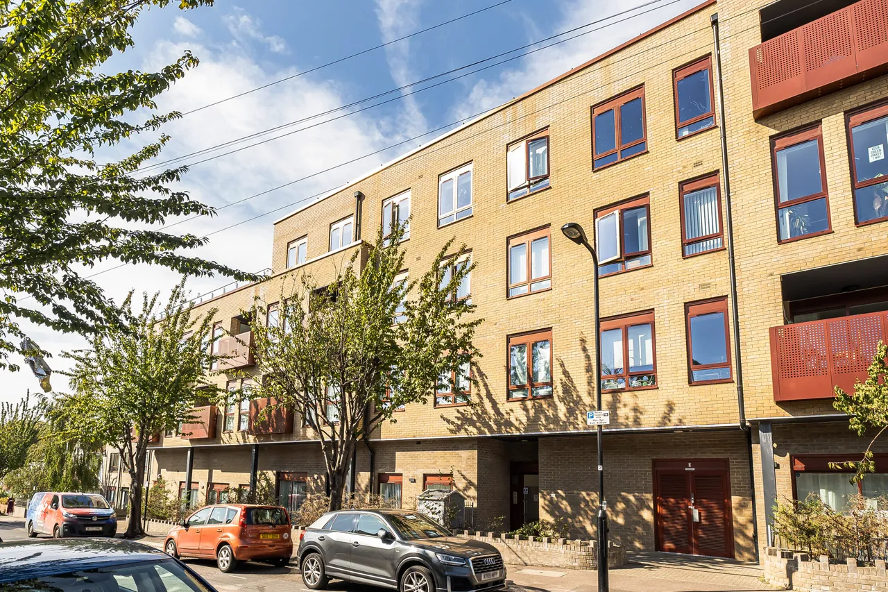1 bed flat for sale, Leyton, E10