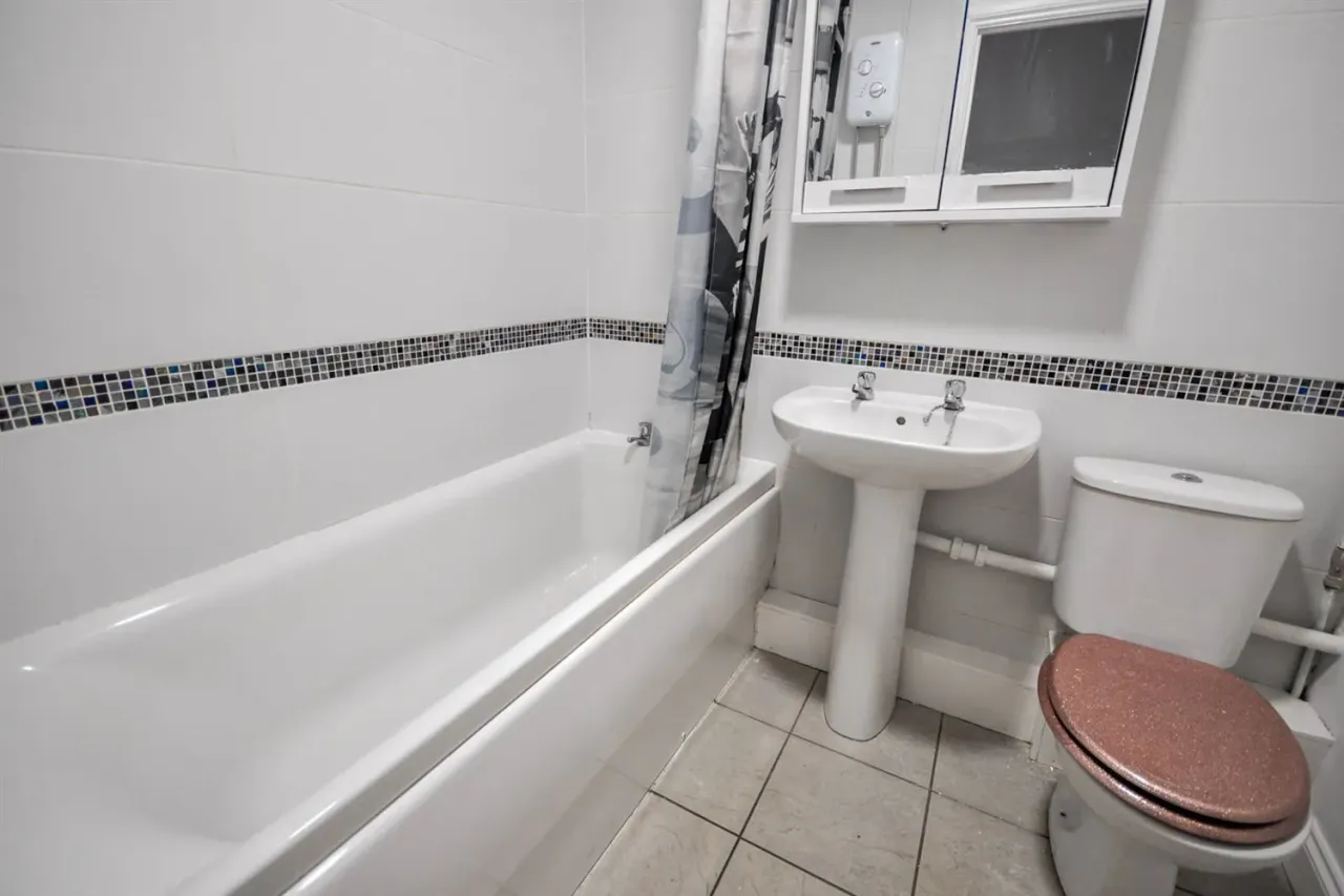 Haydon Close, Red House Farm, NE3, photo 6