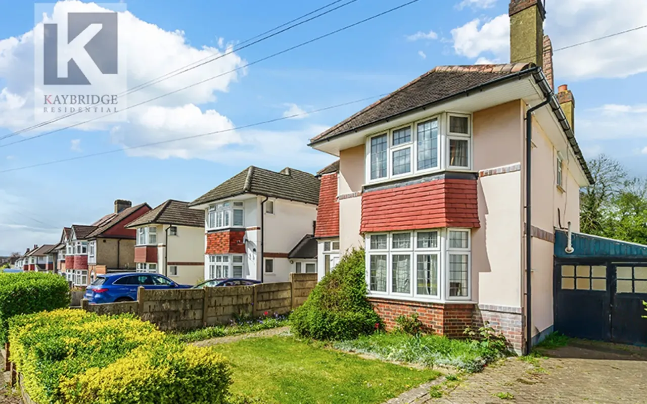 Rosedale Road, Epsom, KT17, photo 11