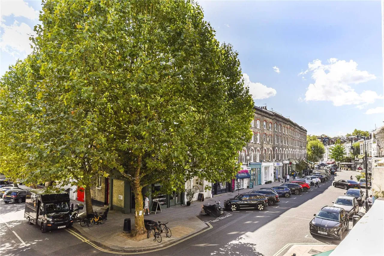 Regents Park Road, London, NW1 8UR, photo 9