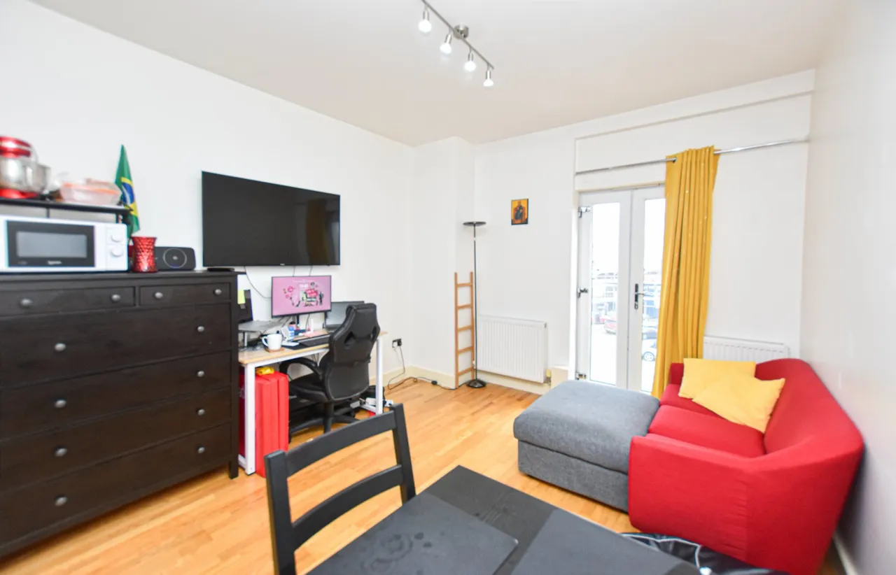 Woodside Green, London, SE25, photo 6