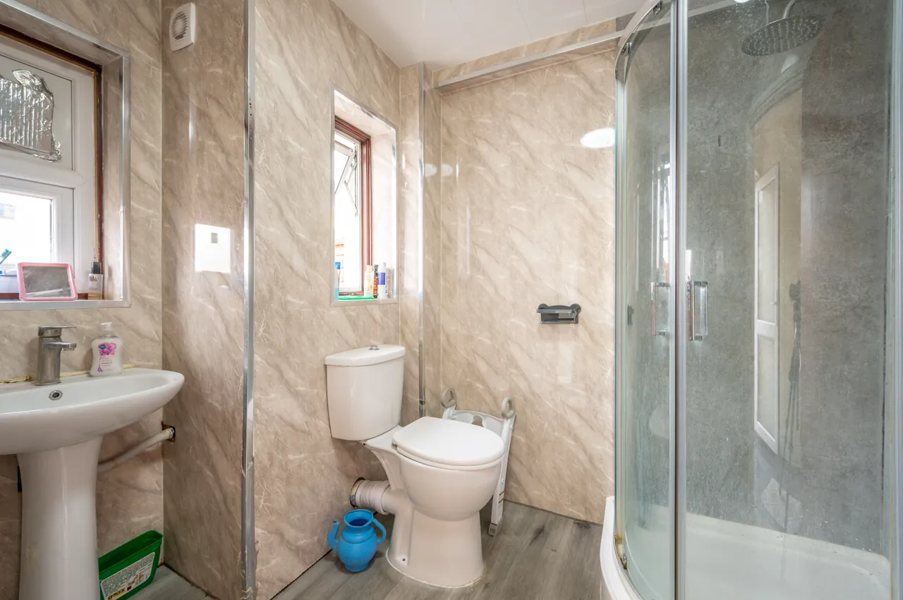 56 Chaucer Road, London, photo 5