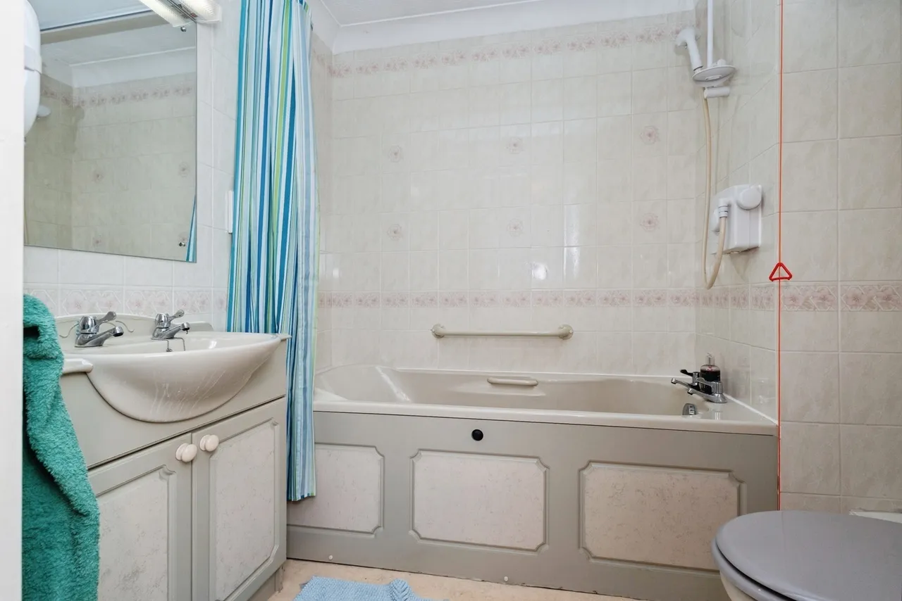 Clothorn Road, Didsbury, Manchester, Greater Manchester, M20, photo 8