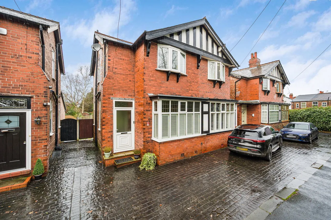 2 bed house for sale, Jesmond Grove, Cheadle Hulme, SK8