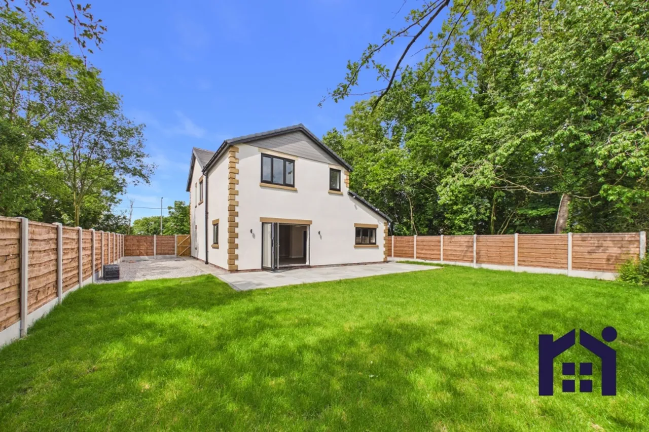 Longmeanygate, Midge Hall, Leyland, PR26 7TB, photo 36