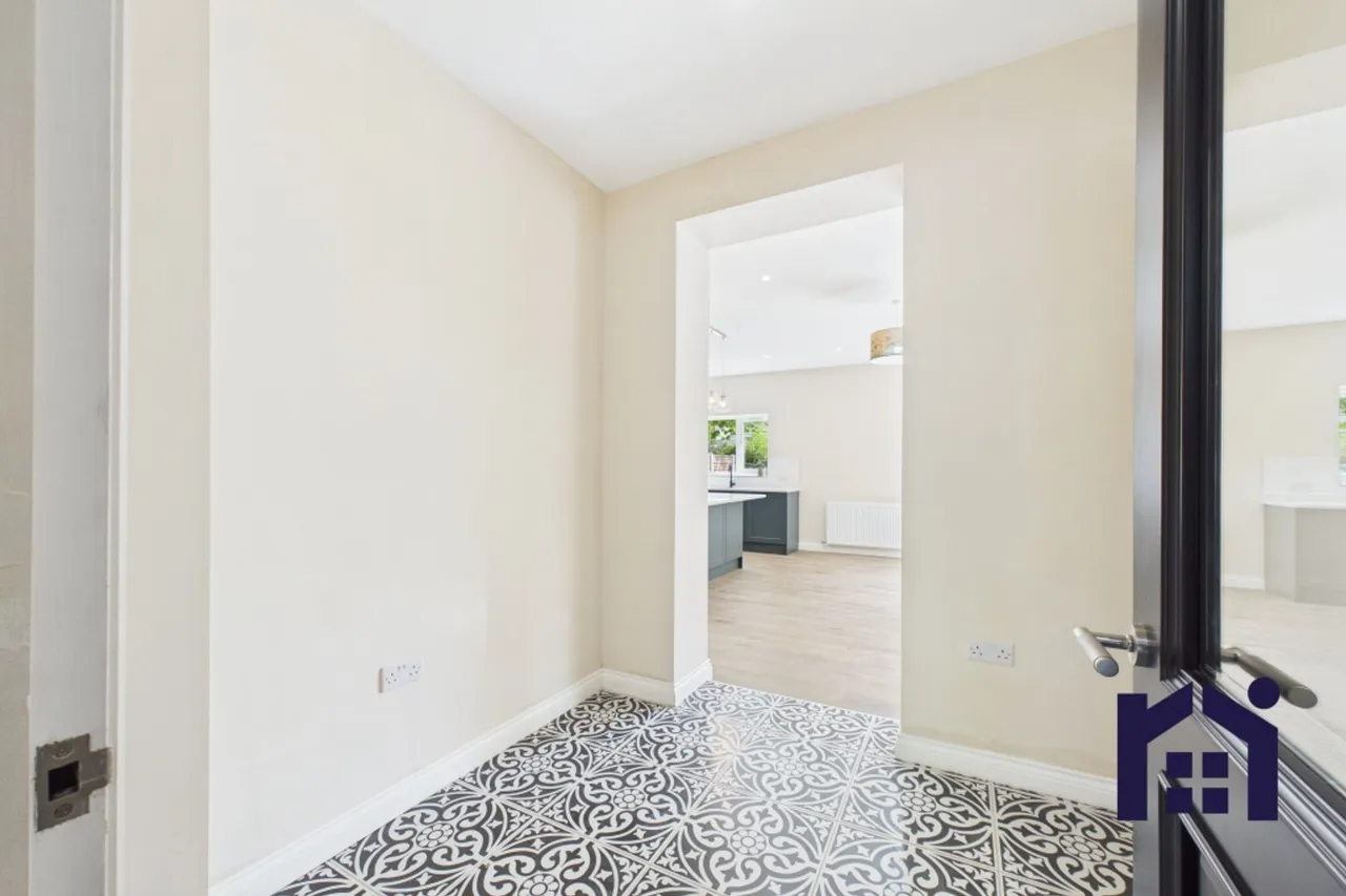 Longmeanygate, Midge Hall, Leyland, PR26 7TB, photo 9