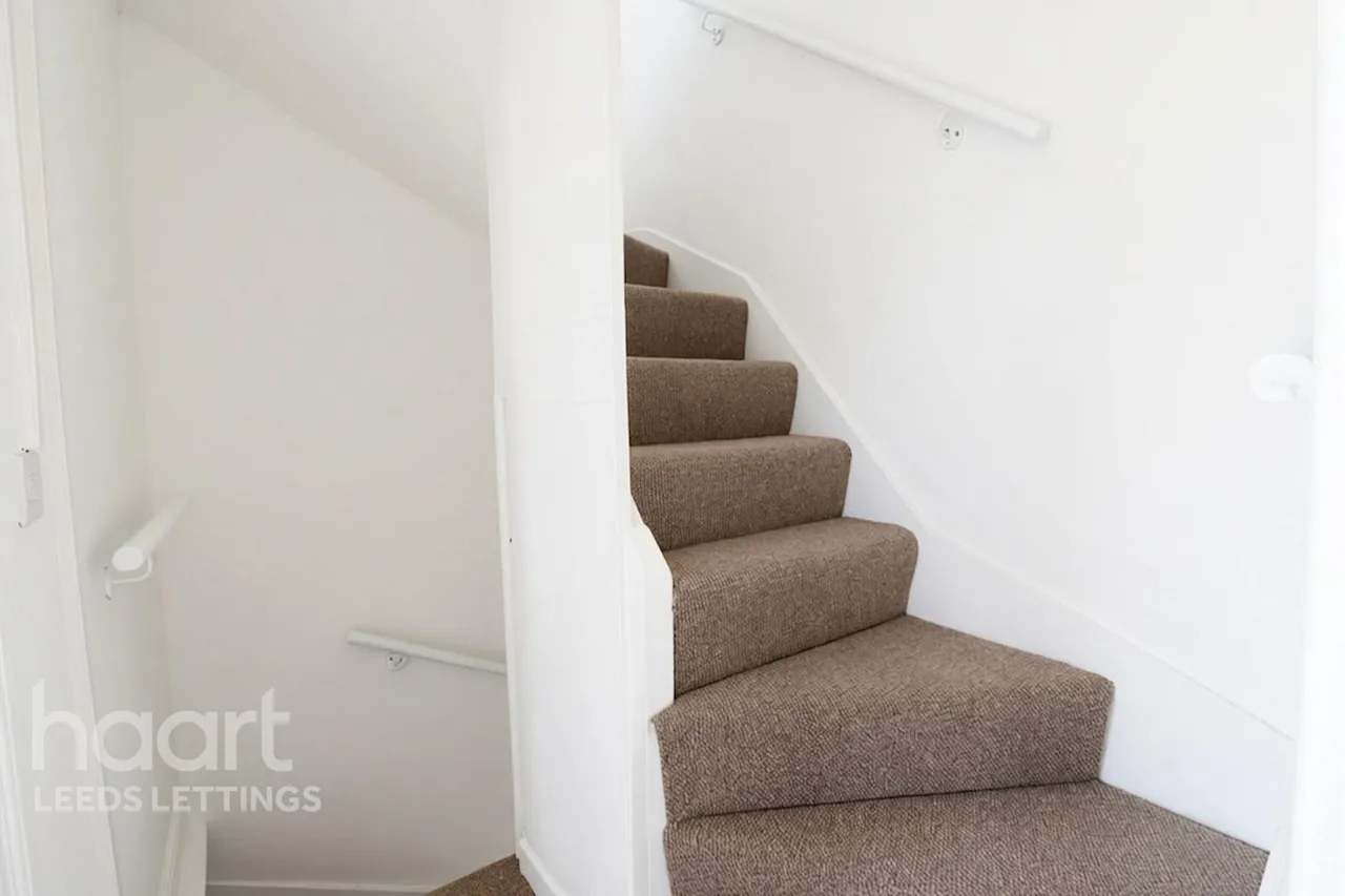 Leeds, LS9, photo 5