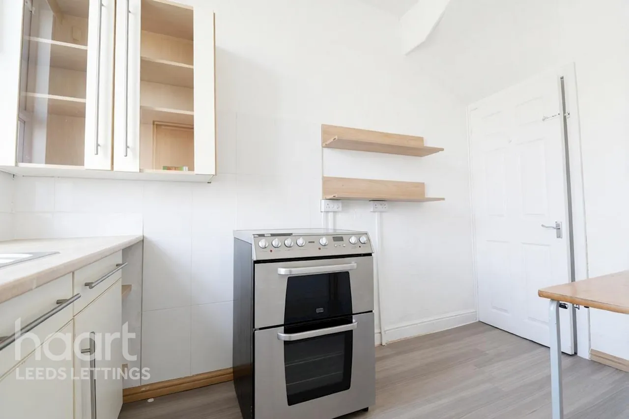 Leeds, LS9, photo 14