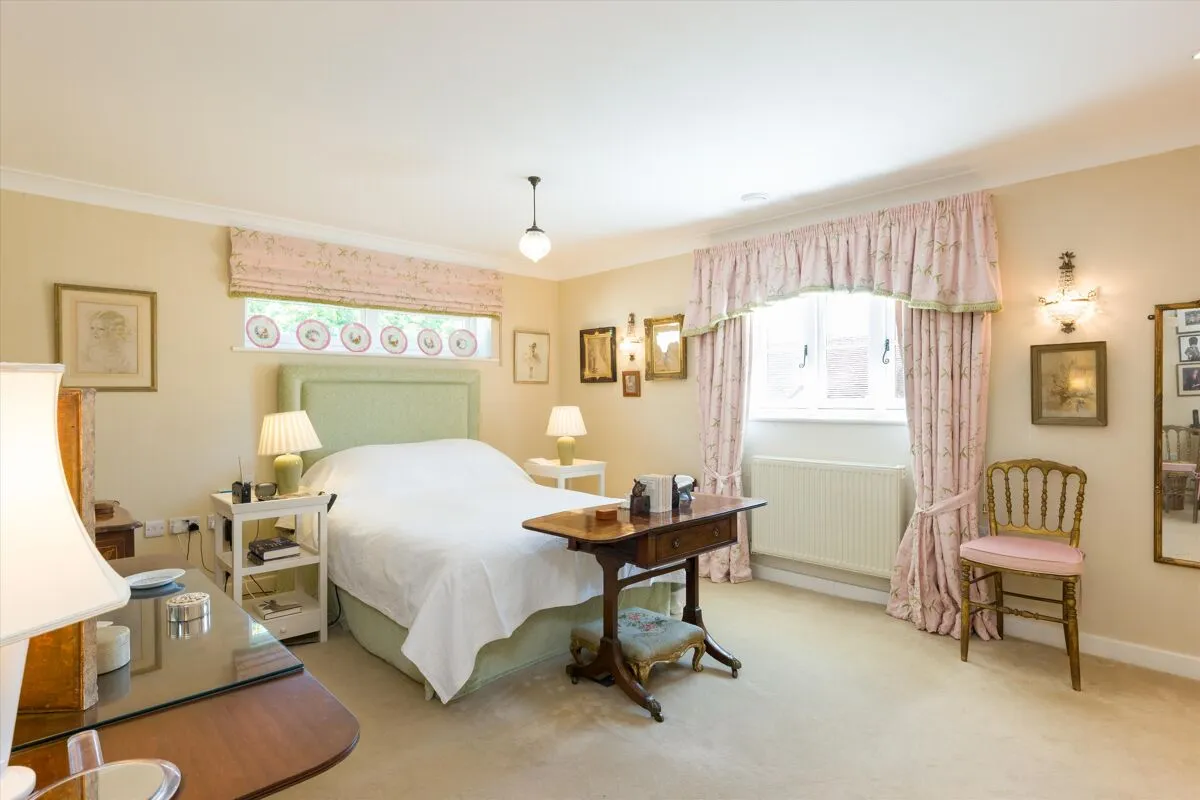 Burdett Street, Ramsbury, SN8, photo 8