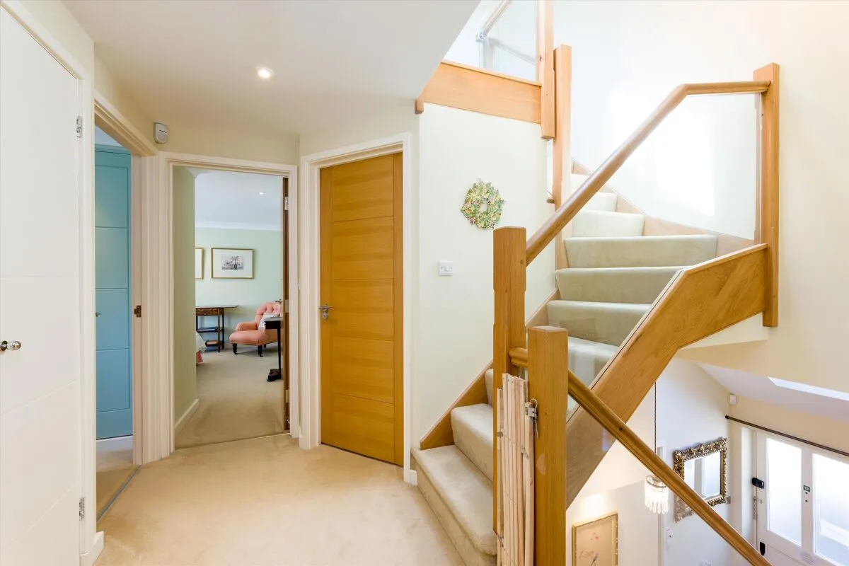 Burdett Street, Ramsbury, SN8, photo 12