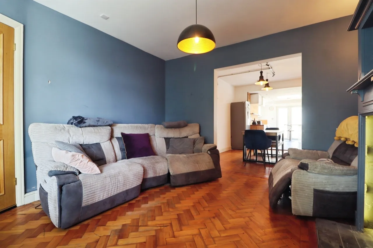 Caerau Lane, Cardiff, CF5, photo 4