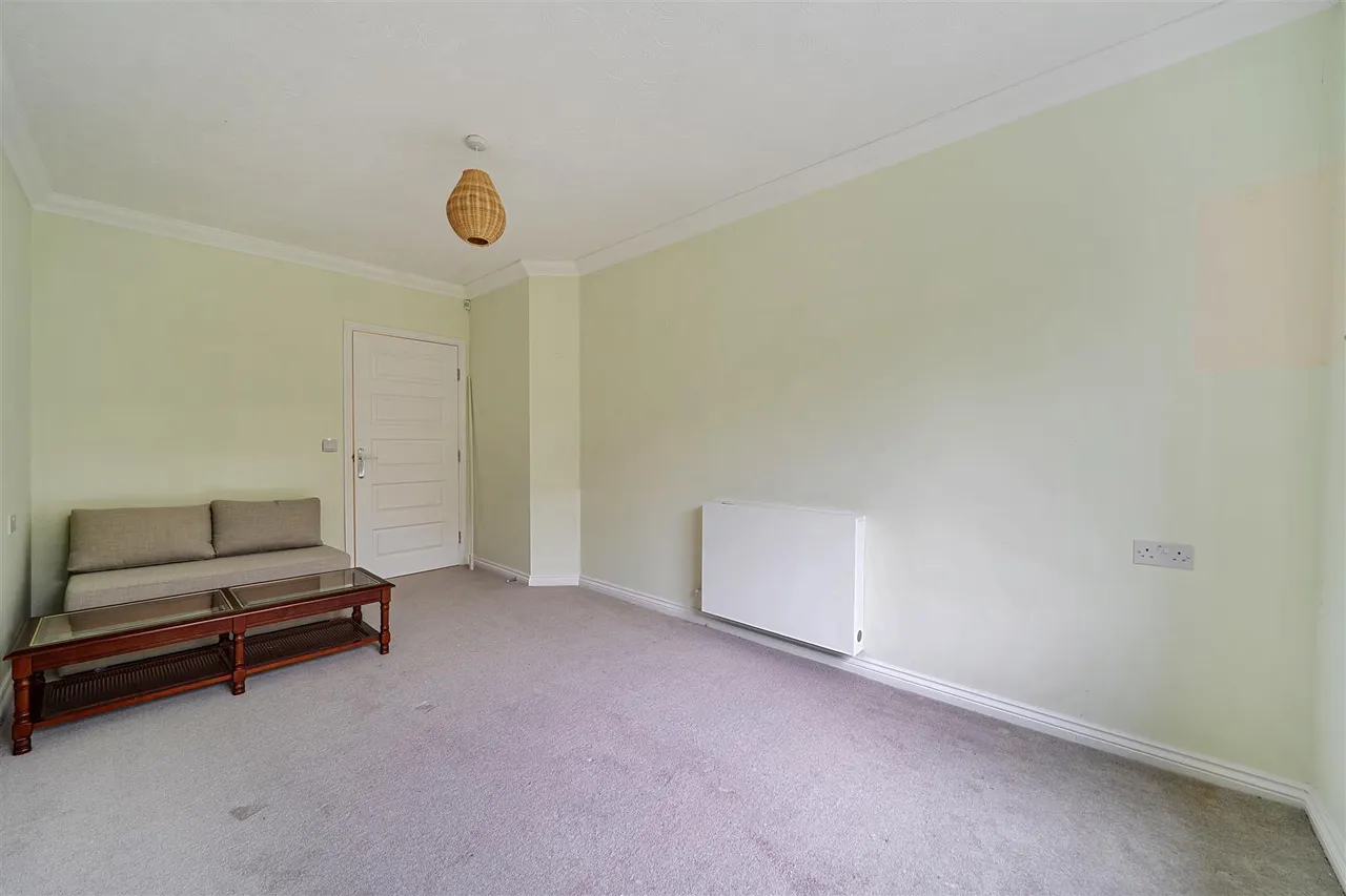 Somerford Road, Cirencester, GL7, photo 11