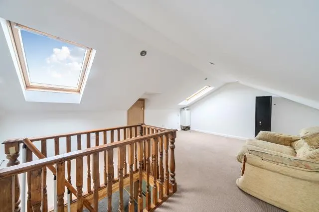 Green Lane, Sunbury-On-Thames, TW16, photo 6