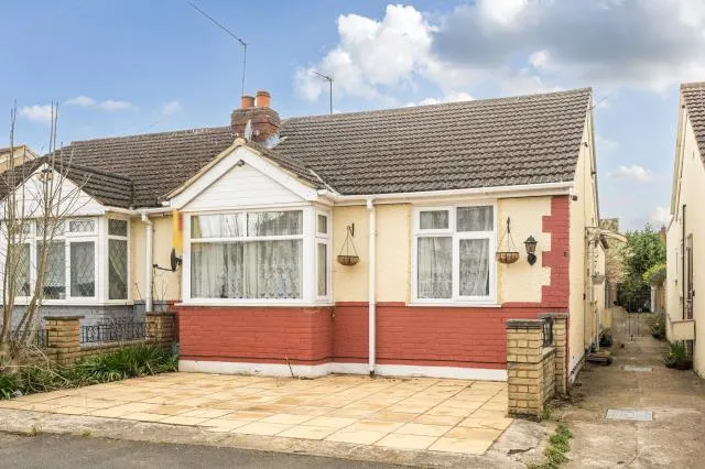 Green Lane, Sunbury-On-Thames, TW16, photo 15