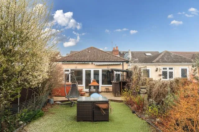 Green Lane, Sunbury-On-Thames, TW16, photo 11