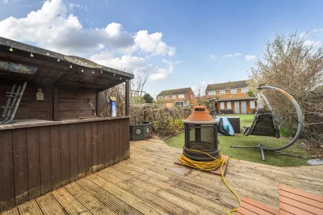 Green Lane, Sunbury-On-Thames, TW16, photo 12