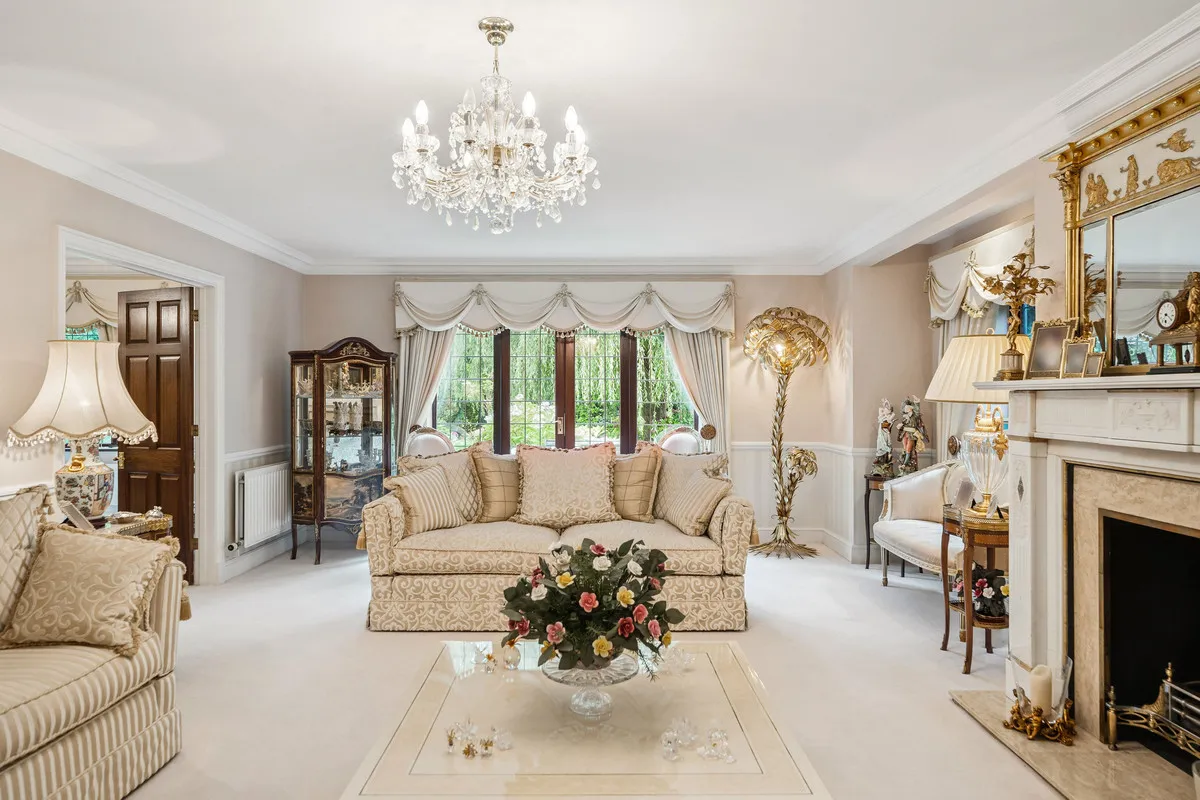 Fairoak Lane, Oxshott, KT22, photo 5