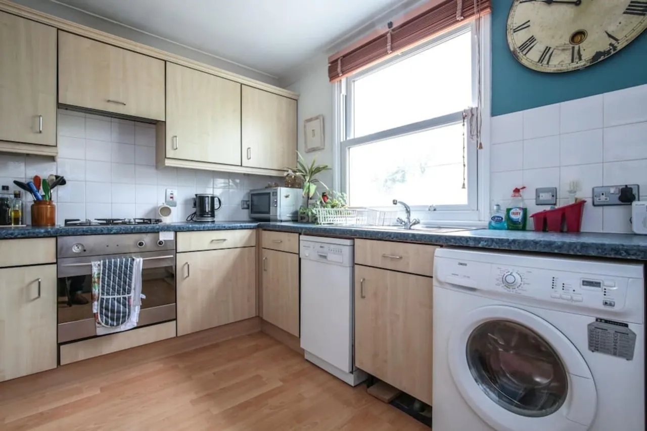 Ferme Park Road, N8, photo 10