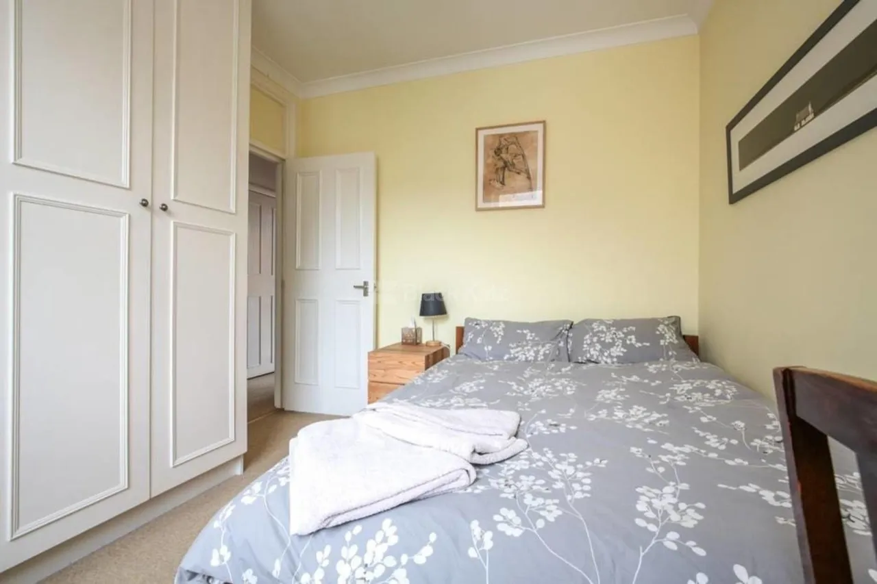 Ferme Park Road, N8, photo 5