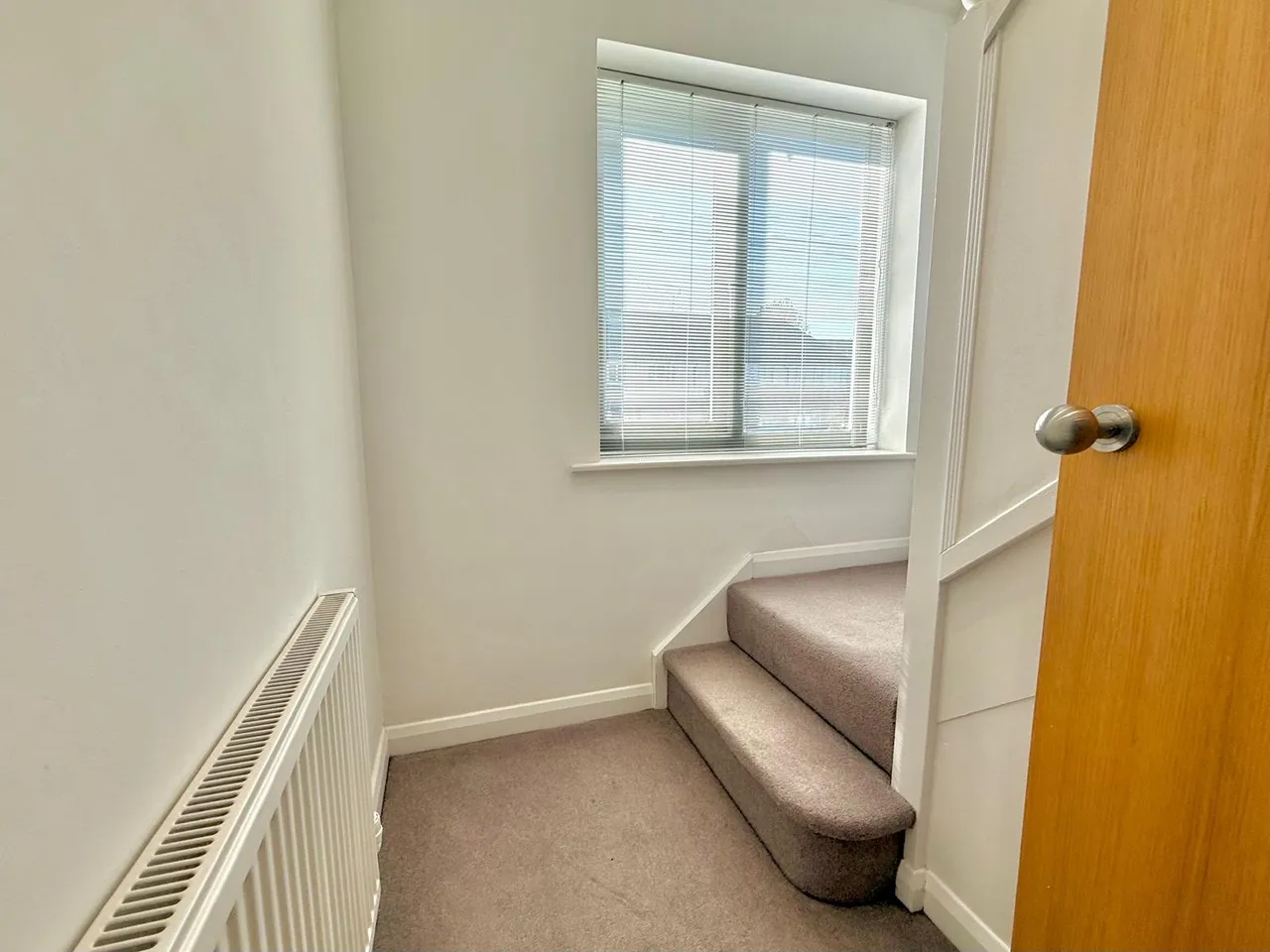 Sussex Avenue, Horsforth, LS18, photo 20