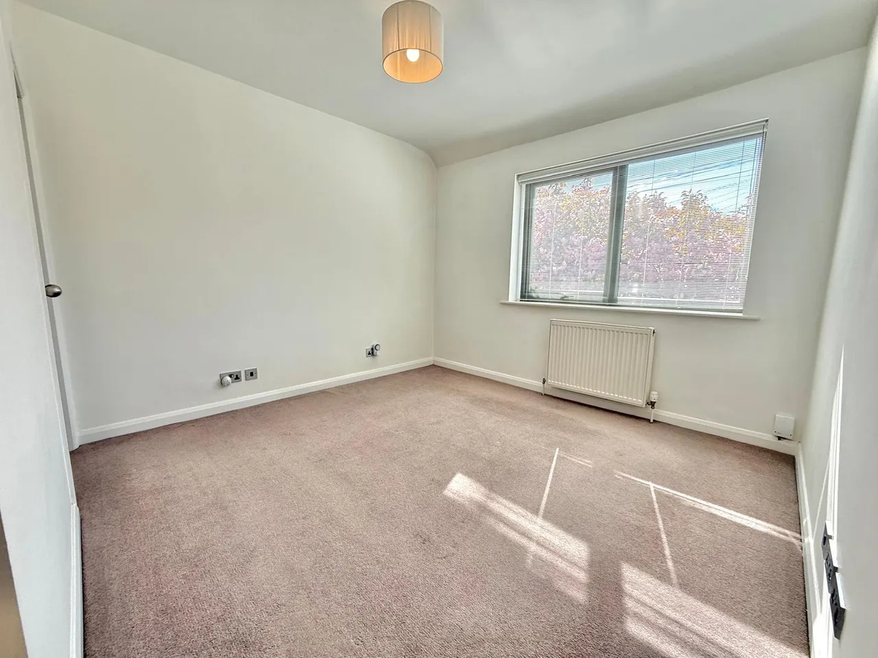 Sussex Avenue, Horsforth, LS18, photo 13