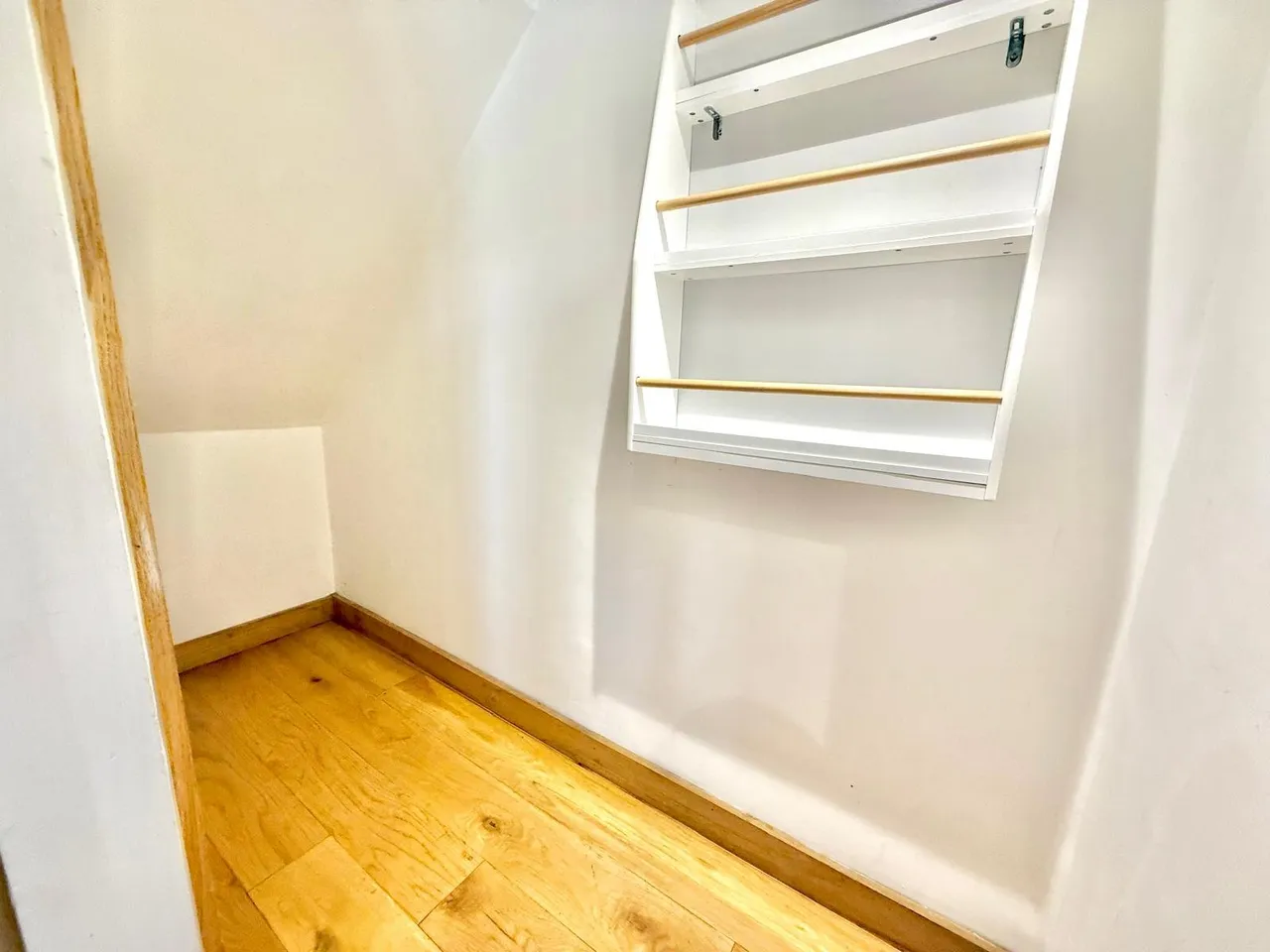 Sussex Avenue, Horsforth, LS18, photo 11