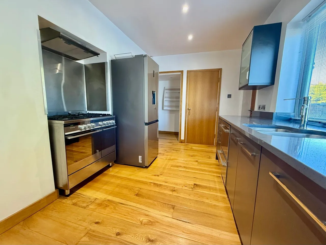 Sussex Avenue, Horsforth, LS18, photo 8