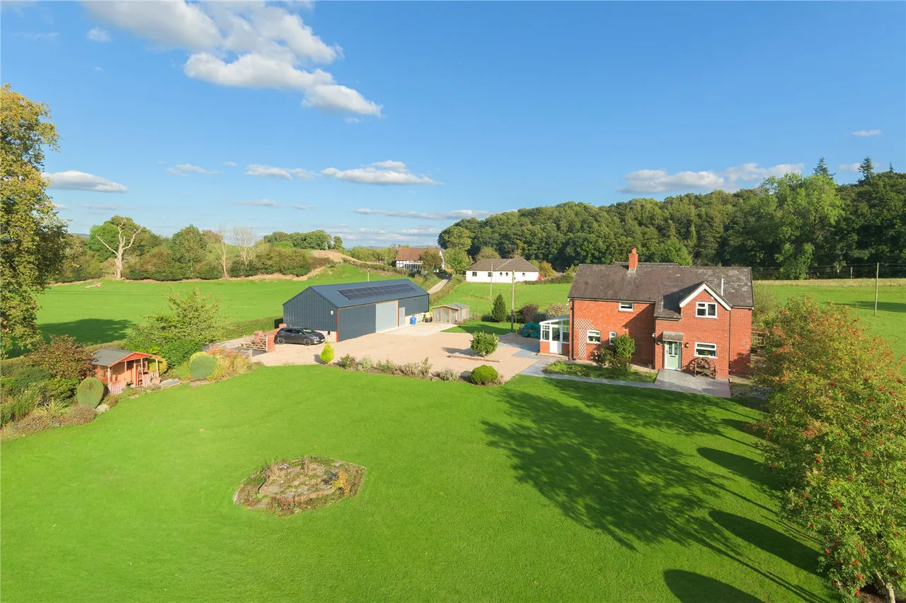 3 bed house for sale — Fron, Montgomery, Powys, SY15 6SB