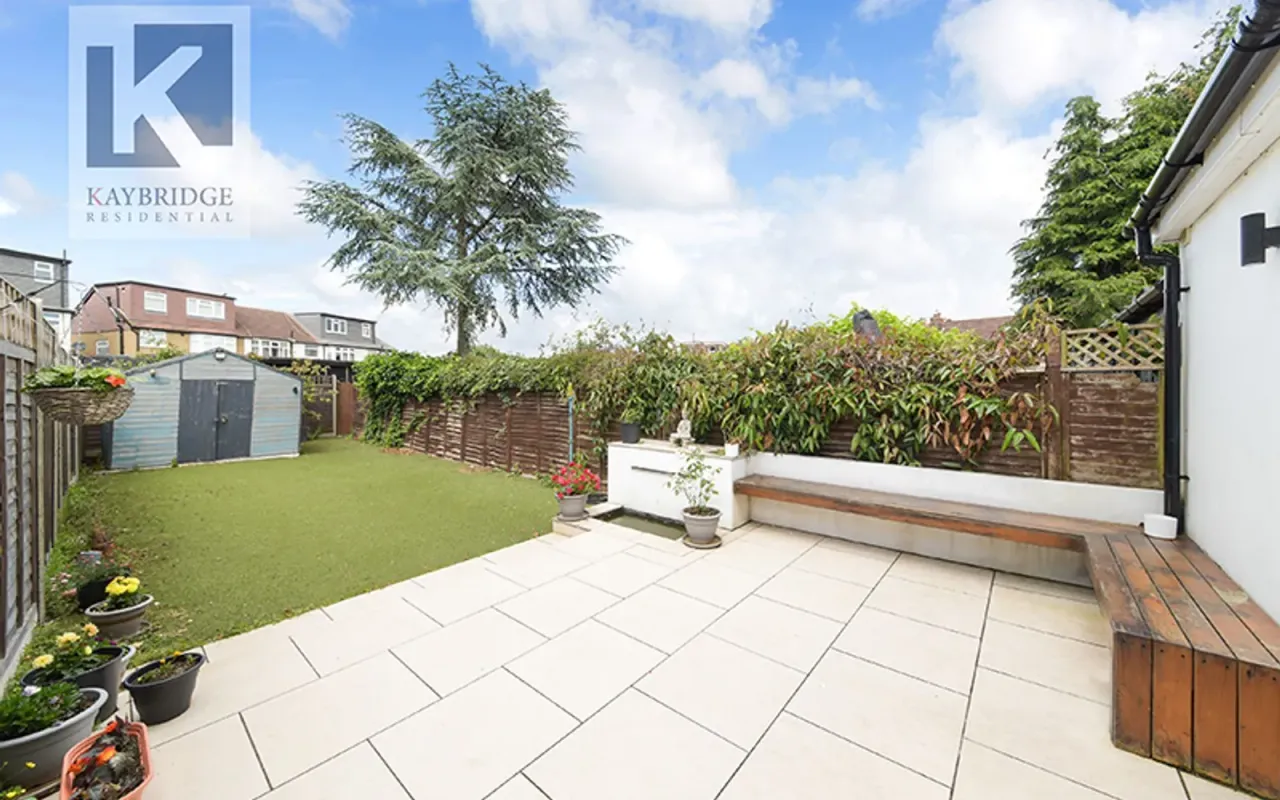 Esher Avenue, Cheam, SM3, photo 9