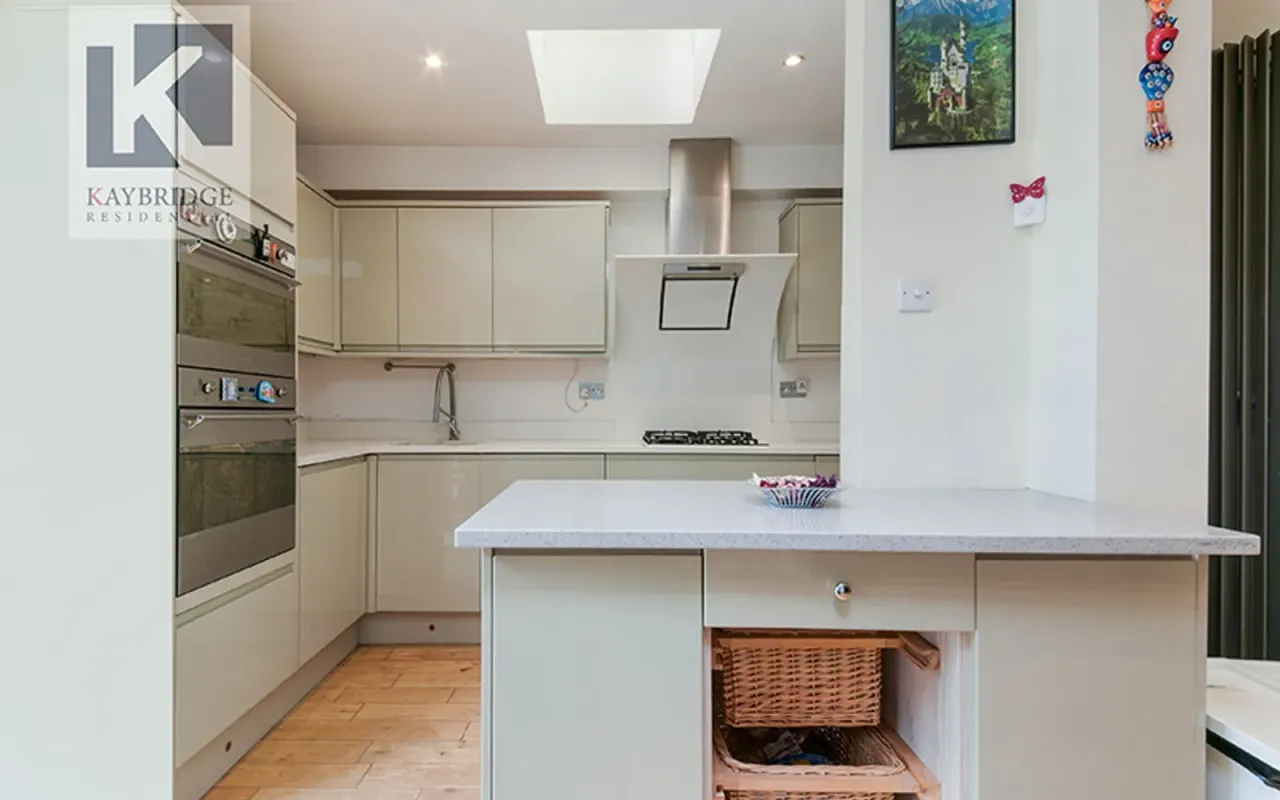 Esher Avenue, Cheam, SM3, photo 7