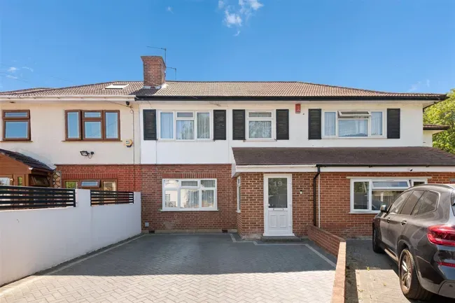 3 bed house for sale — Blackpool Gardens, Hayes