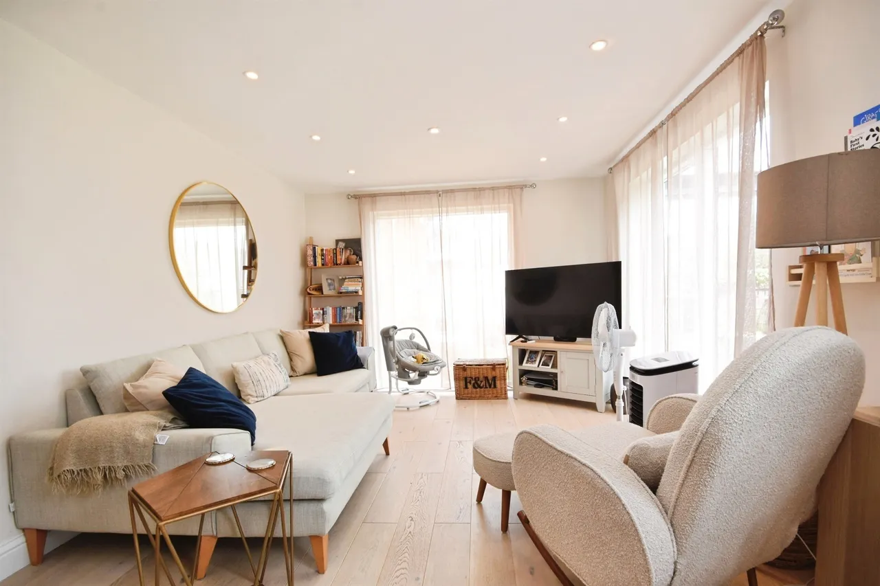 Ongar Road, Brentwood, photo 4