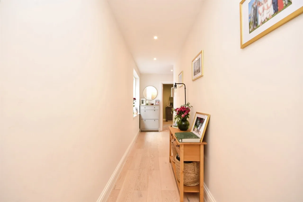 Ongar Road, Brentwood, photo 9