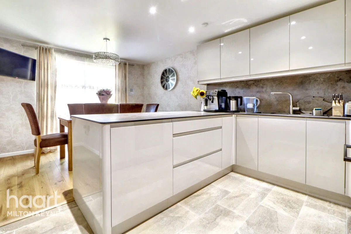 Permayne, New Bradwell, MK13, photo 4