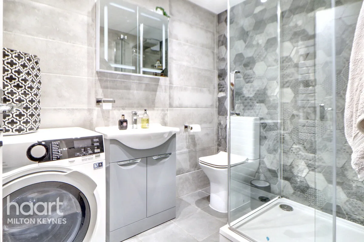 Permayne, New Bradwell, MK13, photo 7