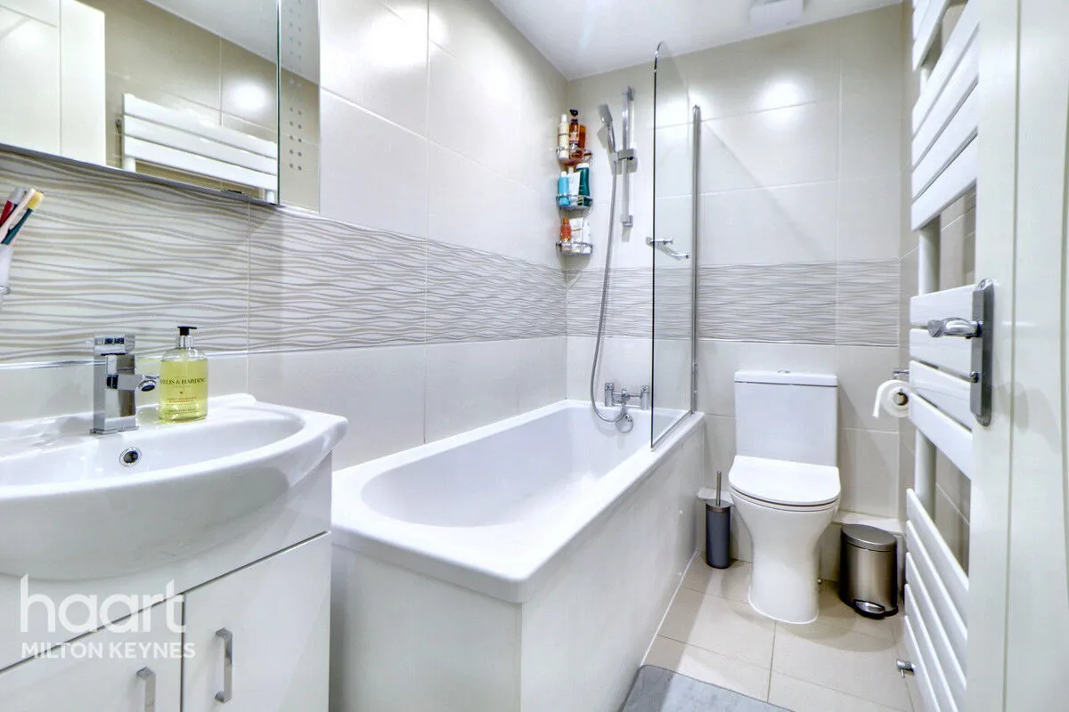 Permayne, New Bradwell, MK13, photo 10