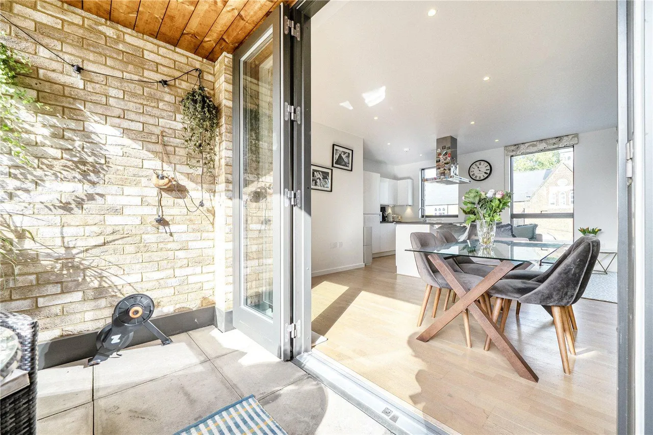 Bardsley Lane, SE10, photo 11