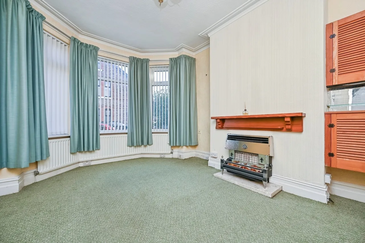 Lawton Road, Waterloo, L22, photo 2