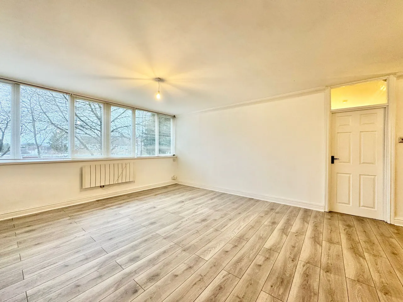 Swanston Grange, Dunstable Road, Luton, LU4, photo 3